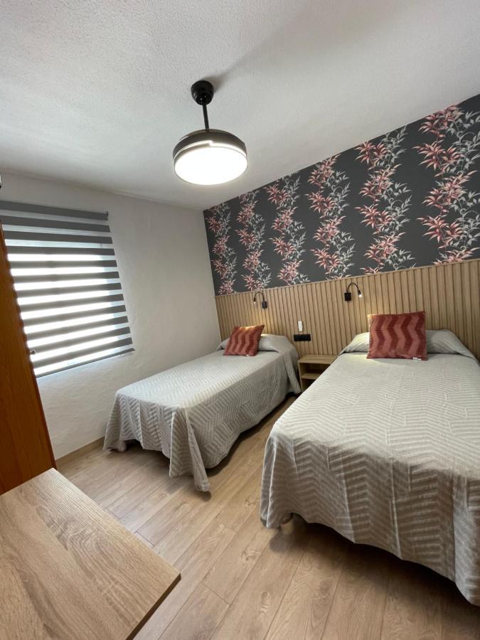 Hostal Calderon de la Barca Zalamea de la Serena Exterior foto