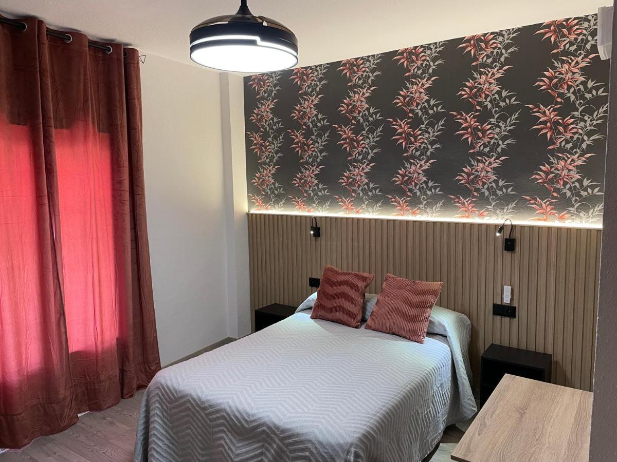 Hostal Calderon de la Barca Zalamea de la Serena Exterior foto
